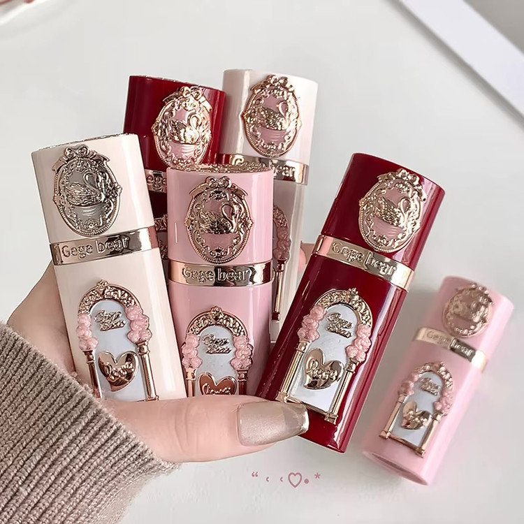 رژگونه مایع پرنسسی قو gege bear