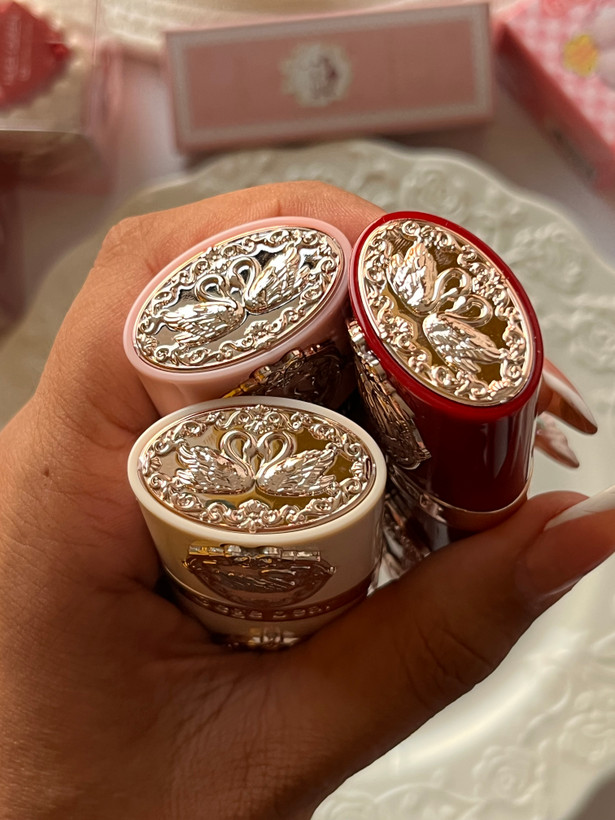 رژگونه مایع پرنسسی قو gege bear